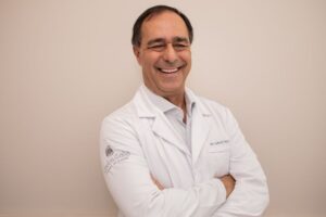 Dr. Carlos Roberto Galia
