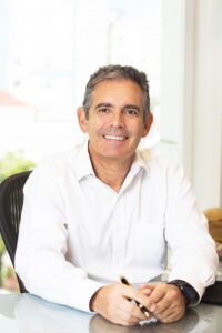 Dr. Oswaldo Carpes