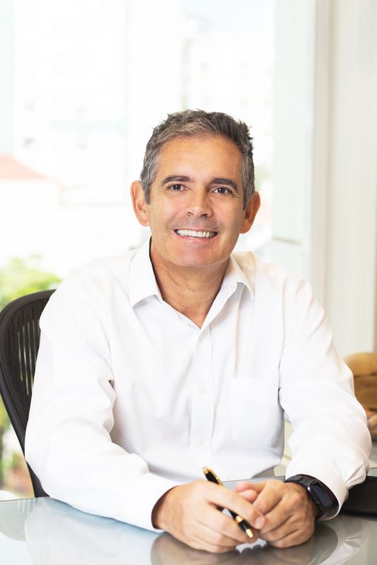 Dr. Oswaldo Carpes